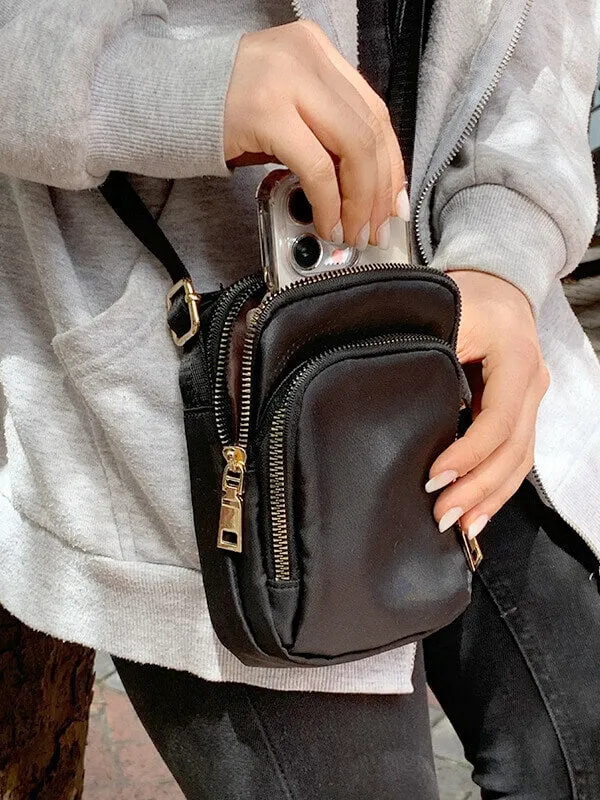 Adjustable Crossbody Chest Bag - 3 Compartments