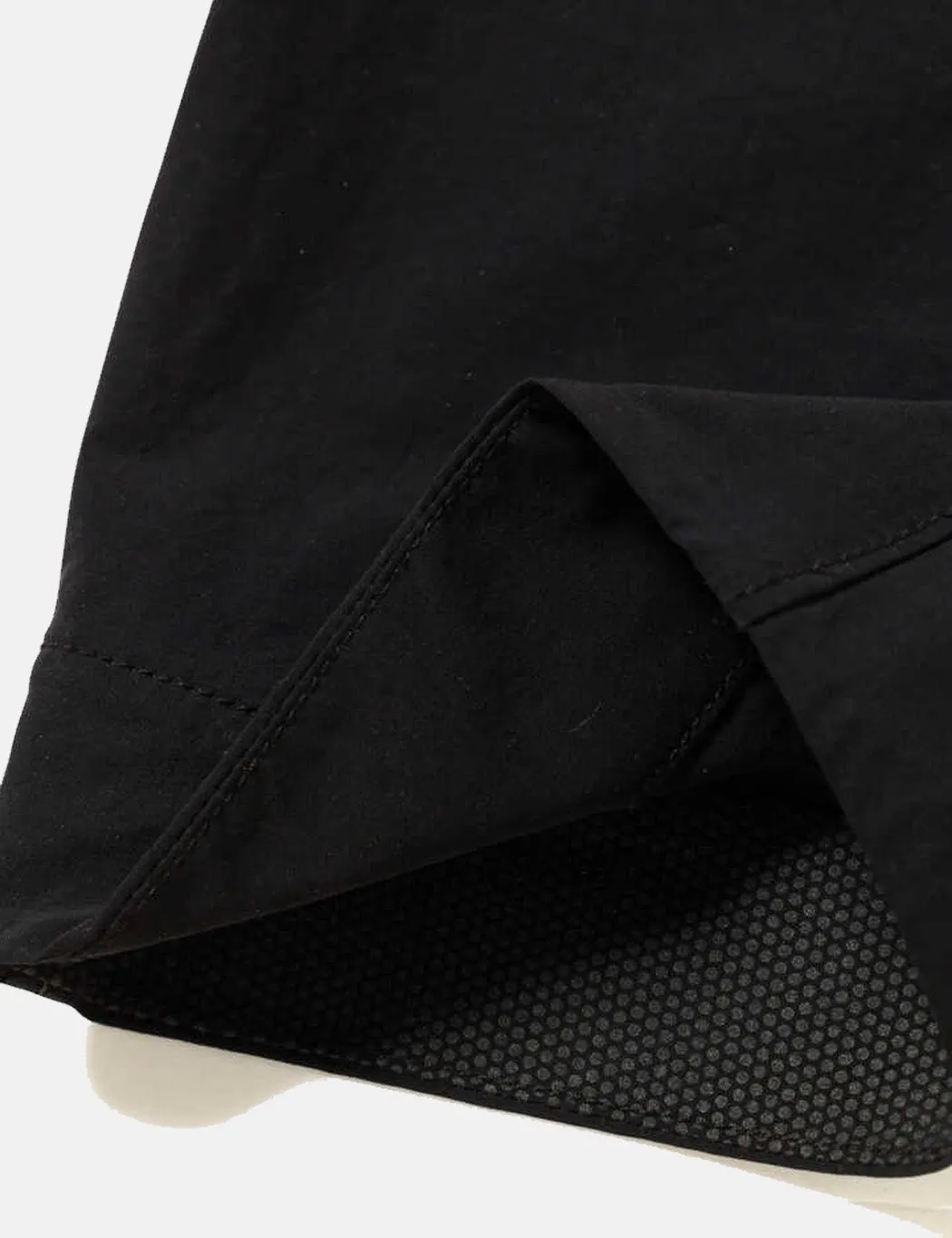 And Wander Plain Tapered Stretch Pants - Black