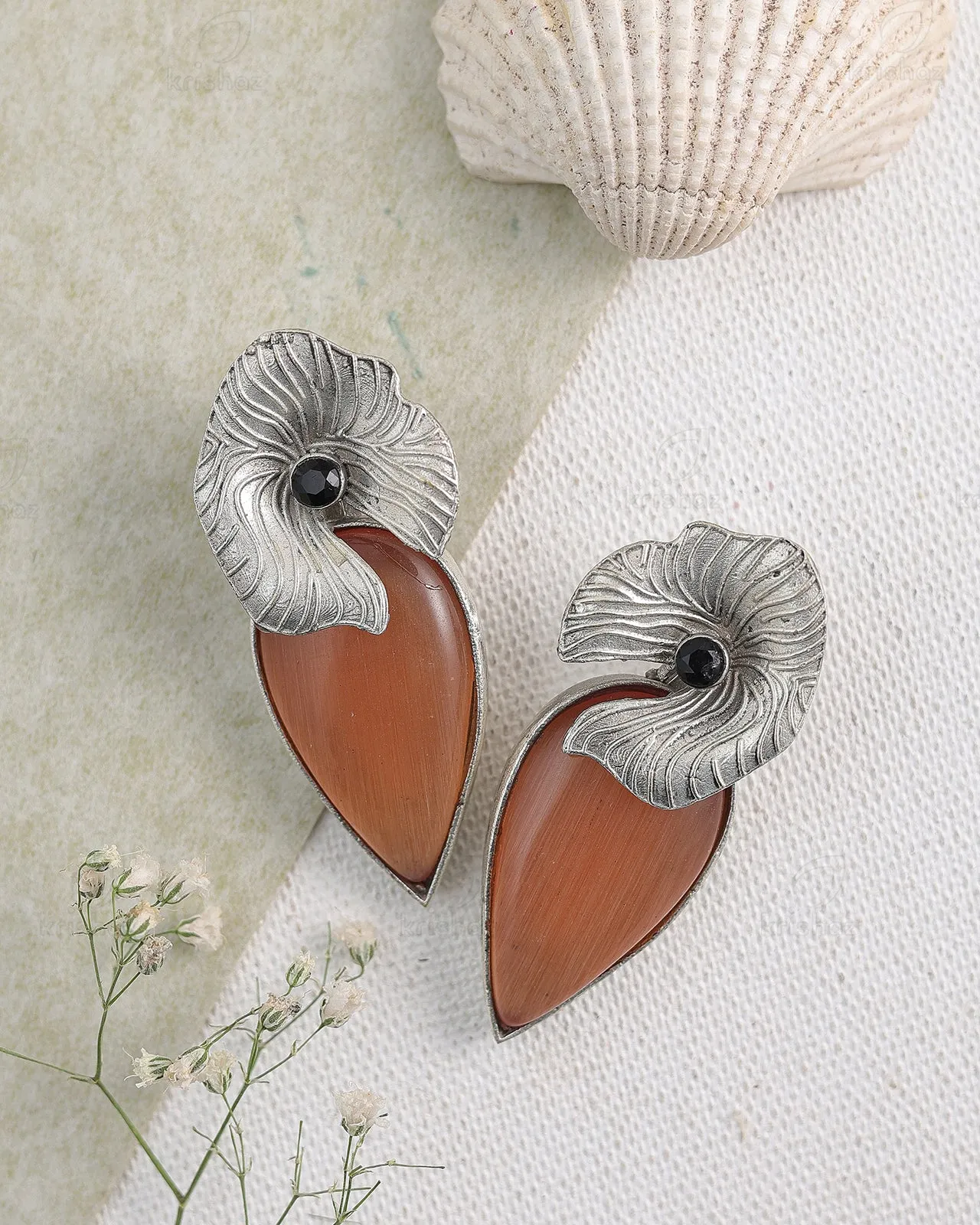 Freya Stud Earrings - wxo