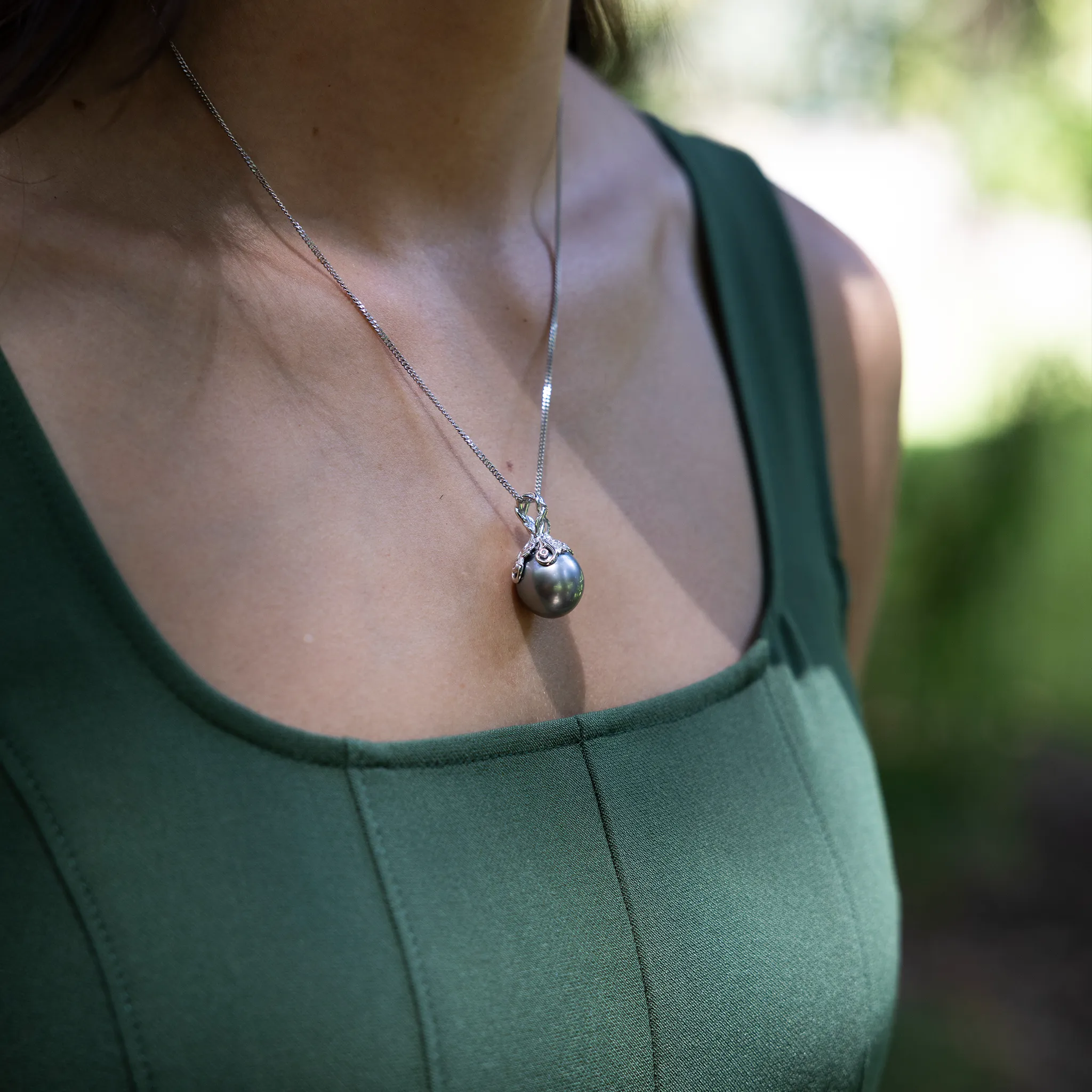 Living Heirloom Tahitian Black Pearl Pendant in White Gold with Diamonds - 14-17mm