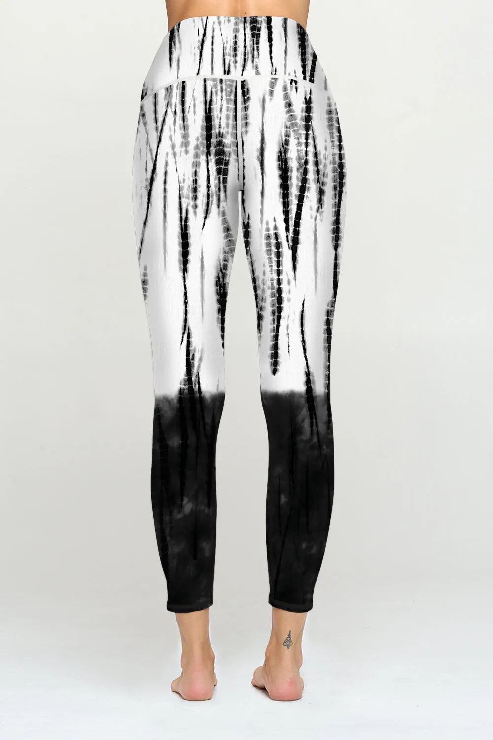 Mia  - B/W Batik Tie Dye - 7/8  Legging (High-Waist) - LIMITED EDITION