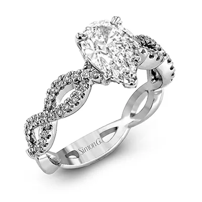 Pear-cut Criss-cross Engagement Ring & Matching Wedding Band in 18k Gold with Diamonds