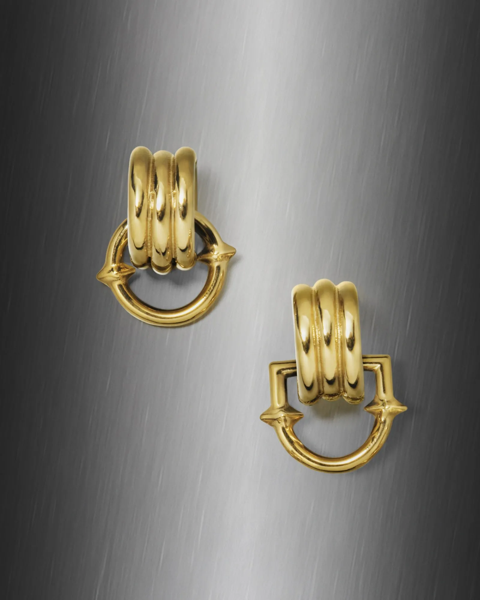 Qria Lobe Cuffs™