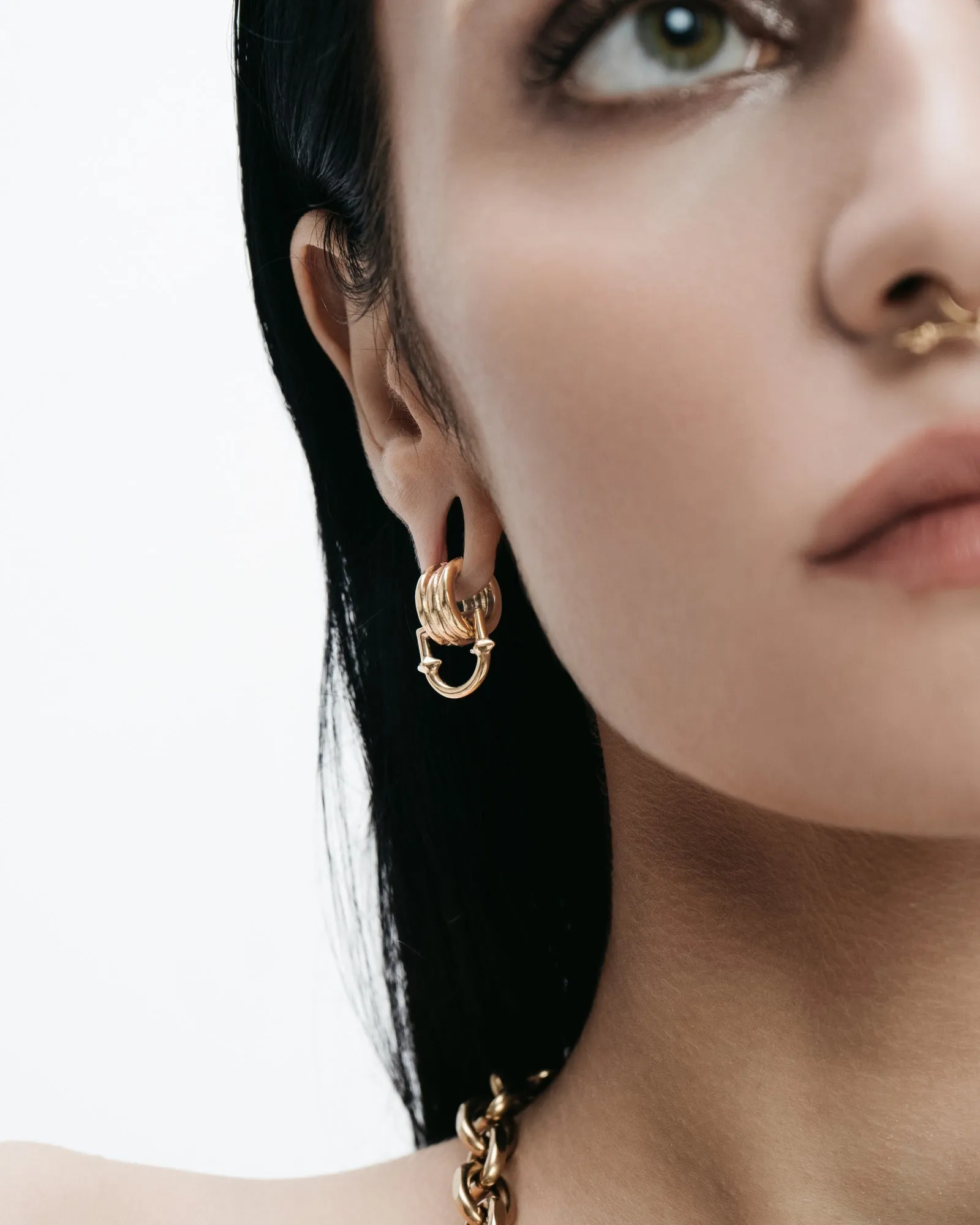 Qria Lobe Cuffs™