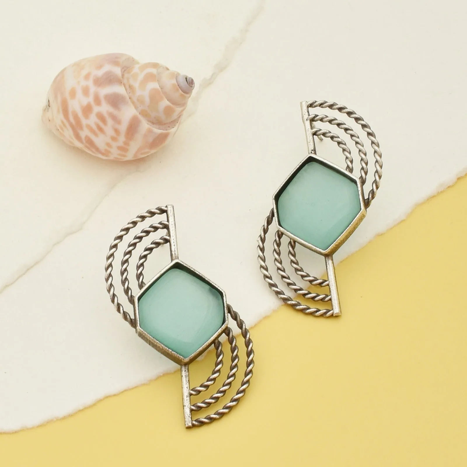 Siya Twisted Studs