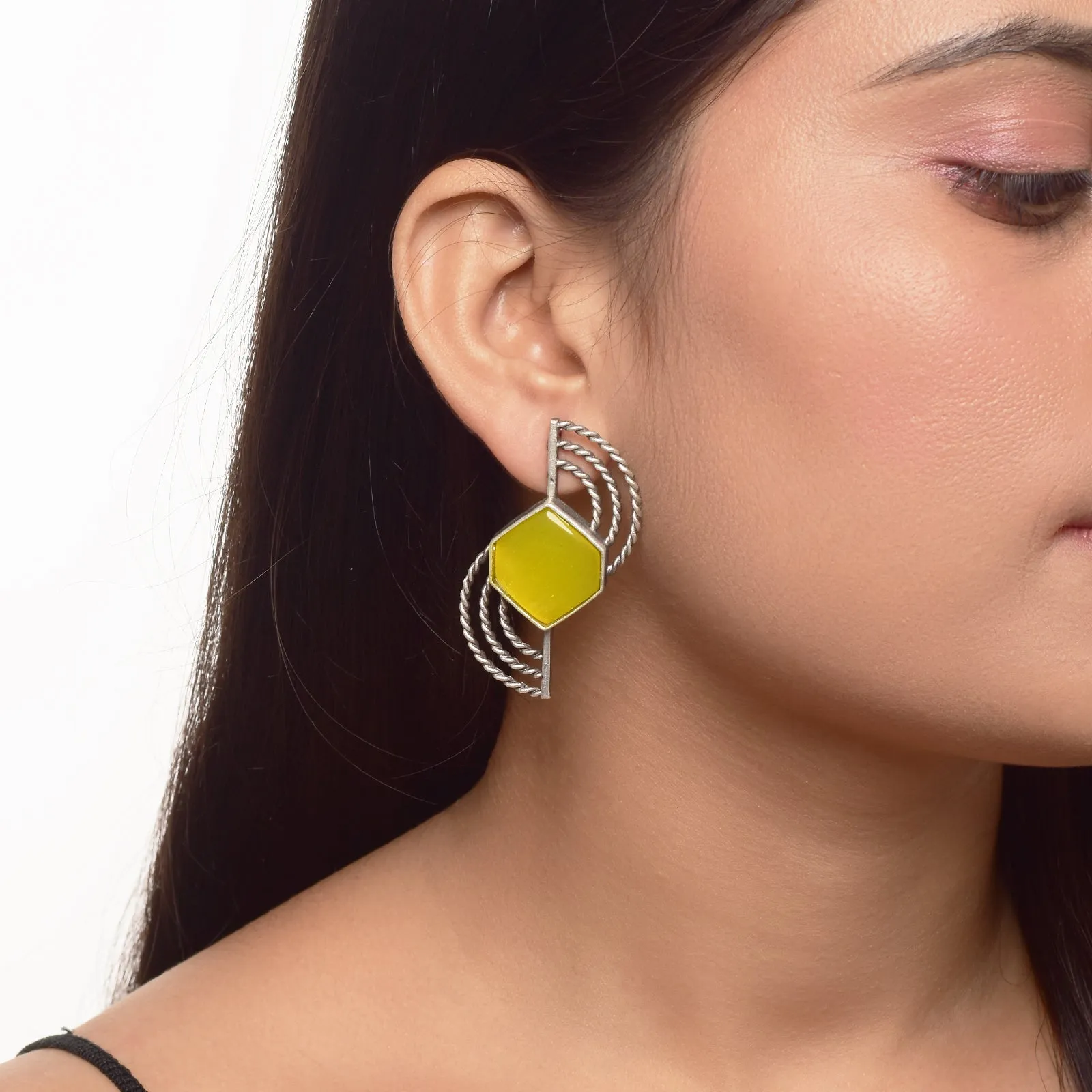 Siya Twisted Studs