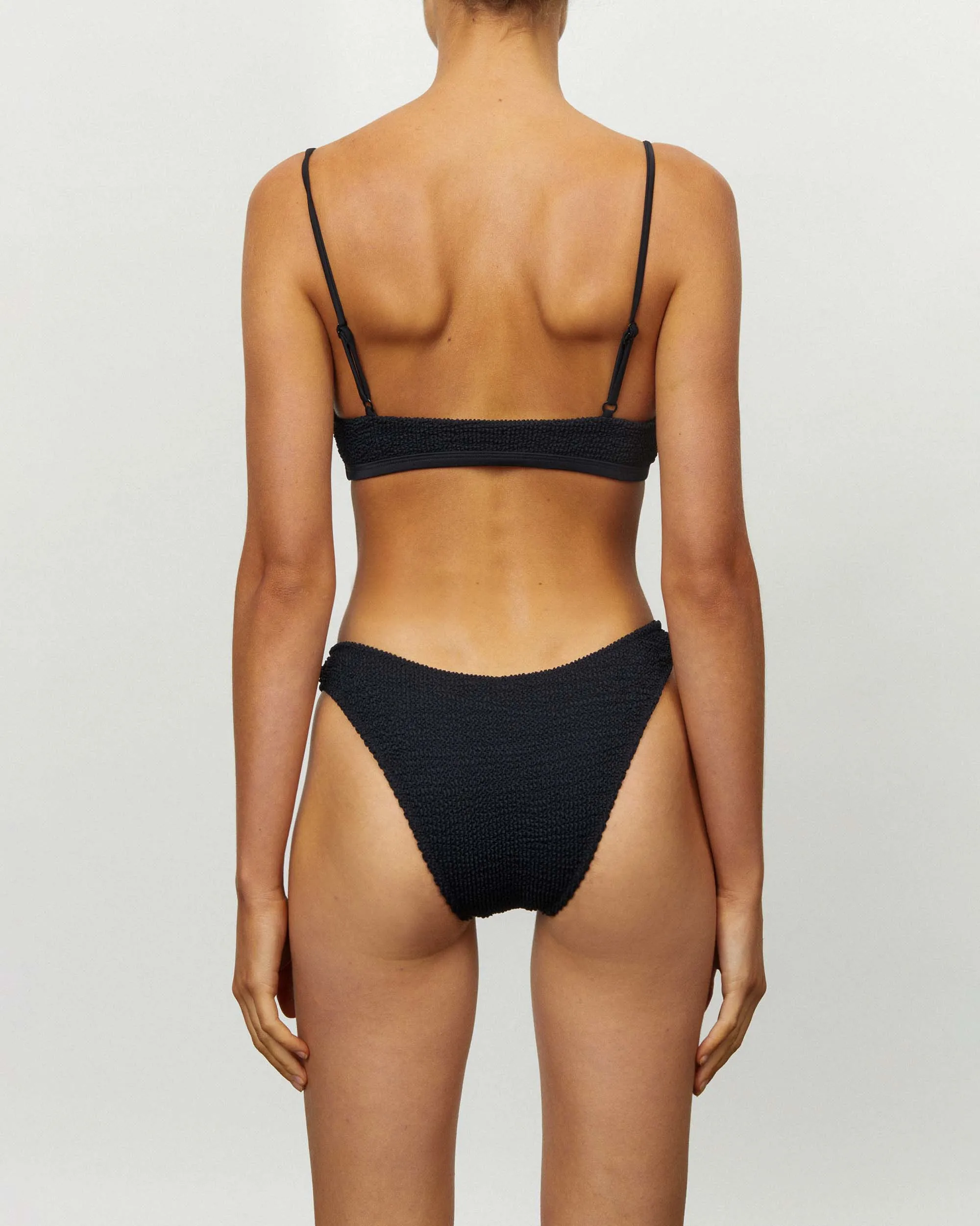 The Crop Top - Crimped Black