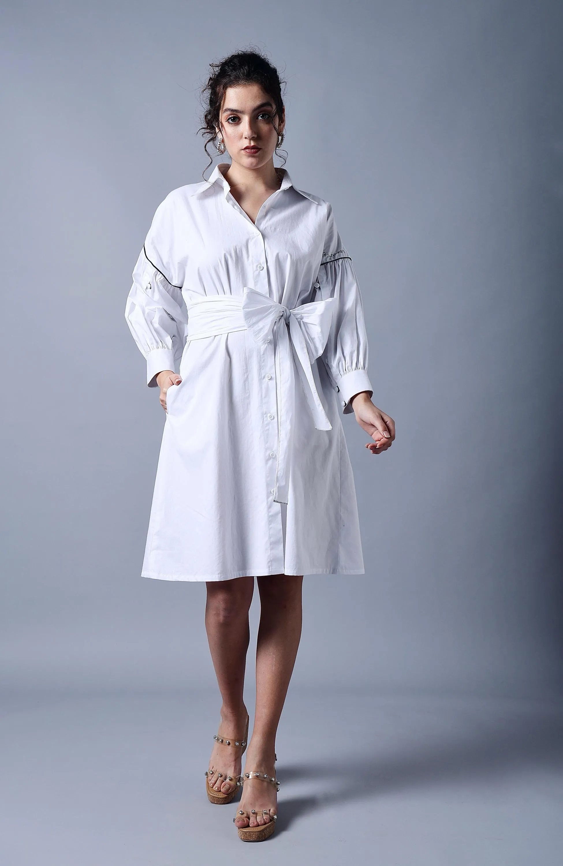 WHITE BOW TIE-UP SHIRT DRESS